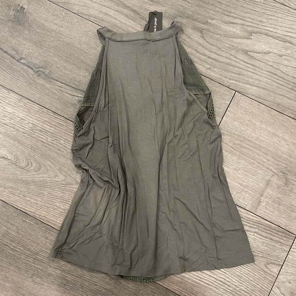 green flowy tank top - Picture 2 of 3